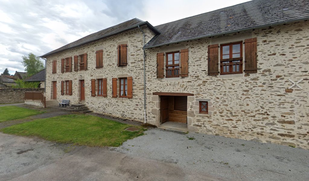 Retrouvez toutes les informations de contacts et horaires d&rsquo;ouverture pour La Poste Agence Communale LAURIERE Mairie situé à Lauriere dans le département Haute-Vienne (87). Pour effectuer envoyer vos colis (colissimo, chronopost, suivi colis), une gestion bancaire (banque postal, French Bank), [&hellip;]