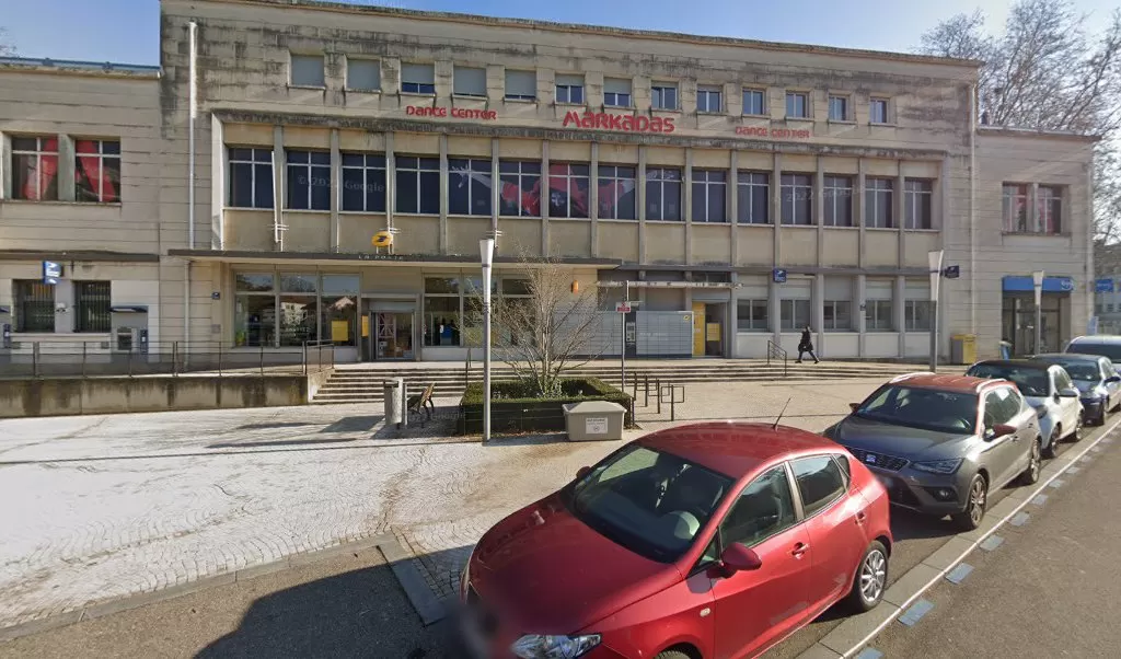 Retrouvez toutes les informations de contacts et horaires d&rsquo;ouverture pour Relais Pickup BUREAU DE POSTE BRON situé à Bron dans le département Rhône (69). Pour effectuer envoyer vos colis (colissimo, chronopost, suivi colis), une gestion bancaire (banque postal, French Bank), [&hellip;]