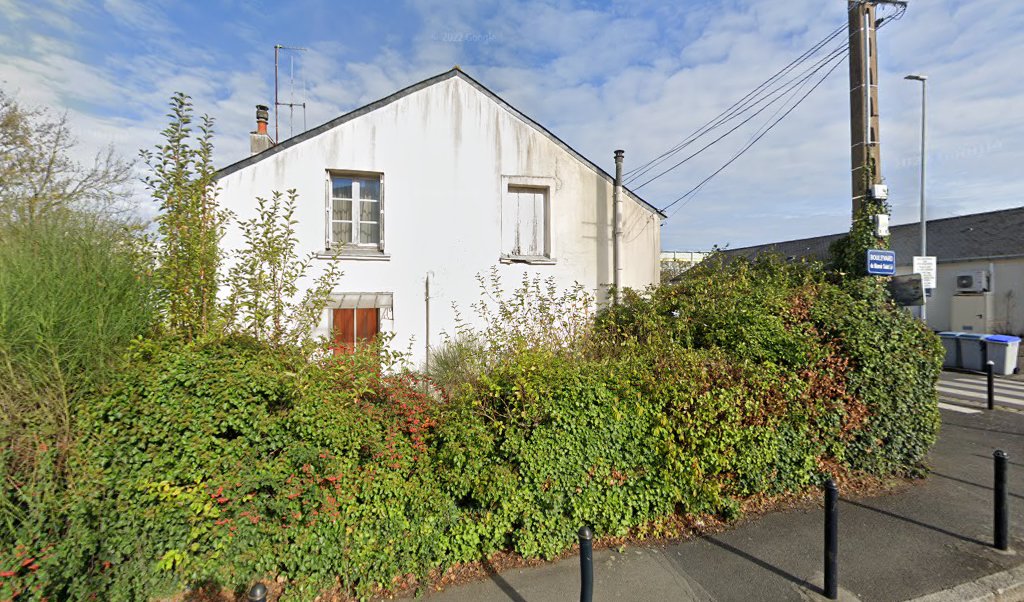 Retrouvez toutes les informations de contacts et horaires d&rsquo;ouverture pour La Poste NANTES VIEUX DOULON situé à Nantes dans le département Loire-Atlantique (44). Pour effectuer envoyer vos colis (colissimo, chronopost, suivi colis), une gestion bancaire (banque postal, French Bank), votre [&hellip;]
