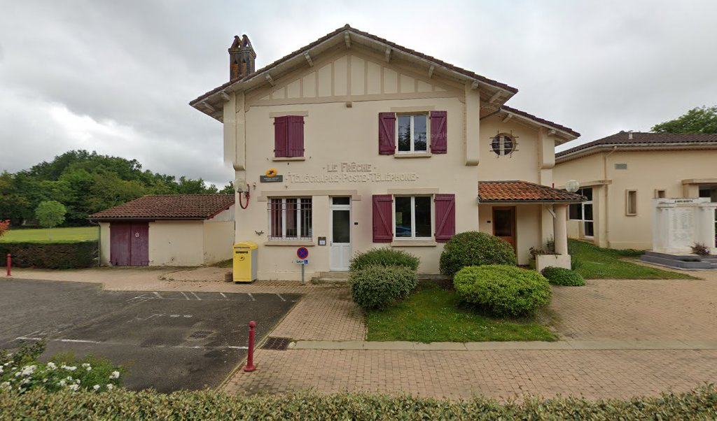 Retrouvez toutes les informations de contacts et horaires d&rsquo;ouverture pour La Poste Agence Communale LE FRECHE Mairie situé à Le freche dans le département Landes (40). Pour effectuer envoyer vos colis (colissimo, chronopost, suivi colis), une gestion bancaire (banque postal, [&hellip;]