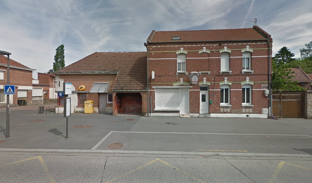 Retrouvez toutes les informations de contacts et horaires d&rsquo;ouverture pour La Poste LEWARDE situé à Lewarde dans le département Nord (59). Pour effectuer envoyer vos colis (colissimo, chronopost, suivi colis), une gestion bancaire (banque postal, French Bank), votre courrier (suivi [&hellip;]