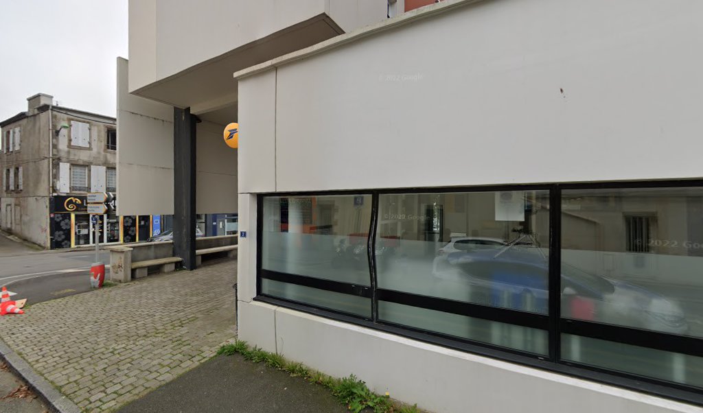 Retrouvez toutes les informations de contacts et horaires d&rsquo;ouverture pour La Poste BREST LAMBEZELLEC situé à Brest dans le département Finistère (29). Pour effectuer envoyer vos colis (colissimo, chronopost, suivi colis), une gestion bancaire (banque postal, French Bank), votre courrier [&hellip;]