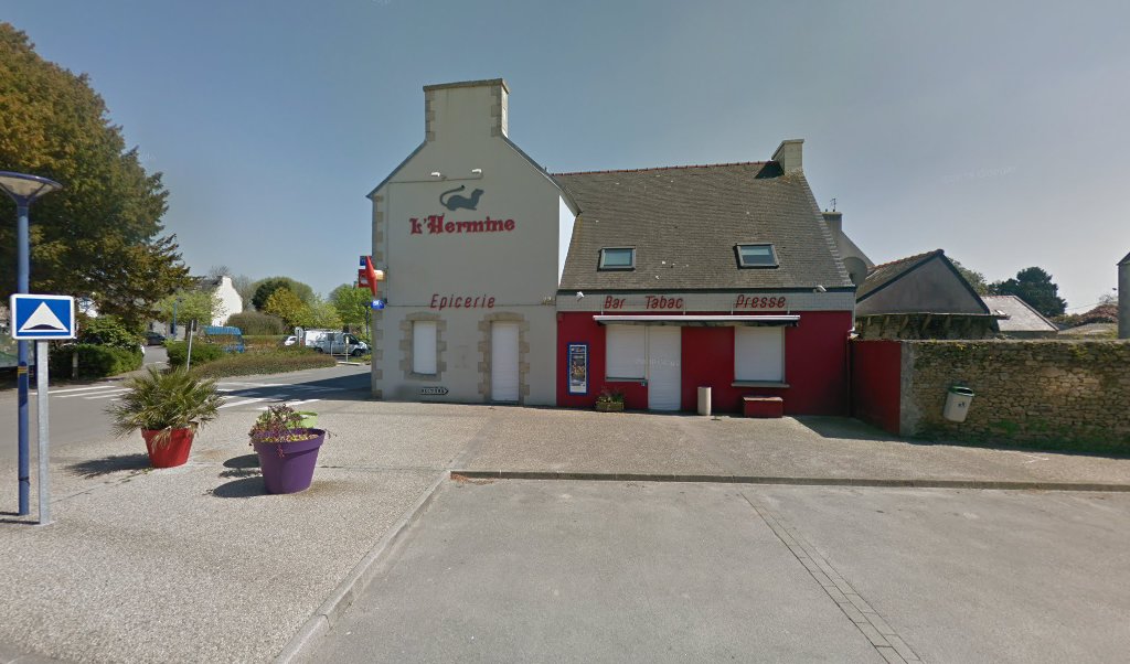 Retrouvez toutes les informations de contacts et horaires d&rsquo;ouverture pour Relais Pickup L HERMINE situé à Kernilis dans le département Finistère (29). Pour effectuer envoyer vos colis (colissimo, chronopost, suivi colis), une gestion bancaire (banque postal, French Bank), votre courrier [&hellip;]