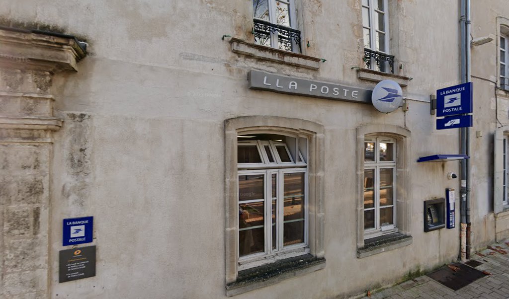 Retrouvez toutes les informations de contacts et horaires d&rsquo;ouverture pour La Poste LA FLOTTE situé à La flotte dans le département Charente-Maritime (17). Pour effectuer envoyer vos colis (colissimo, chronopost, suivi colis), une gestion bancaire (banque postal, French Bank), votre [&hellip;]