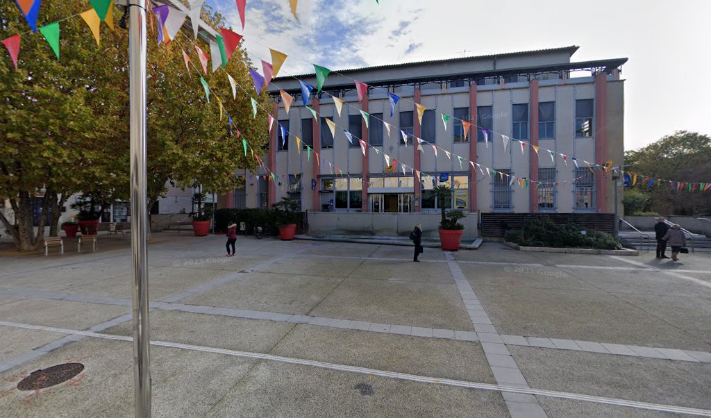 Retrouvez toutes les informations de contacts et horaires d&rsquo;ouverture pour La Poste MONTELIMAR EUROPE situé à Montelimar dans le département Drôme (26). Pour effectuer envoyer vos colis (colissimo, chronopost, suivi colis), une gestion bancaire (banque postal, French Bank), votre courrier [&hellip;]
