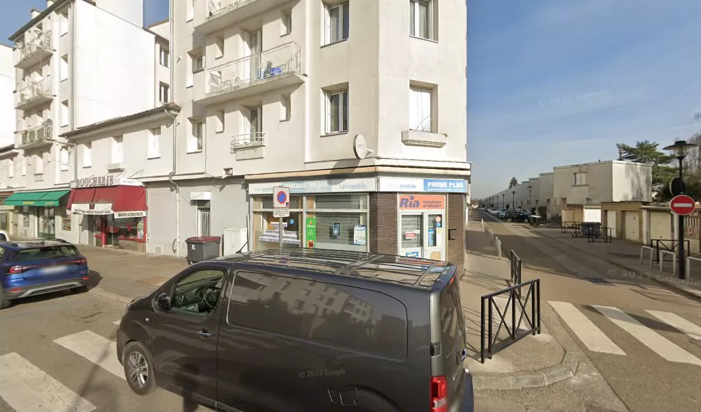 Retrouvez toutes les informations de contacts et horaires d&rsquo;ouverture pour Relais Pickup PHONE PLUS situé à Trappes dans le département Yvelines (78). Pour effectuer envoyer vos colis (colissimo, chronopost, suivi colis), une gestion bancaire (banque postal, French Bank), votre courrier [&hellip;]