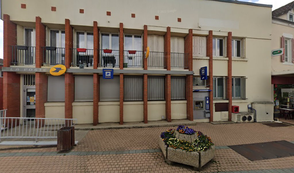 Retrouvez toutes les informations de contacts et horaires d&rsquo;ouverture pour La Poste VARENNES SUR ALLIER situé à Varennes sur allier dans le département Allier (03). Pour effectuer envoyer vos colis (colissimo, chronopost, suivi colis), une gestion bancaire (banque postal, French [&hellip;]
