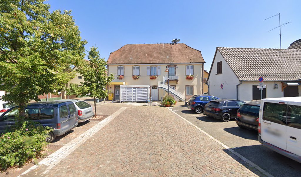 Retrouvez toutes les informations de contacts et horaires d&rsquo;ouverture pour La Poste Agence Communale DUPPIGHEIM Mairie situé à Duppigheim dans le département Bas-Rhin (67). Pour effectuer envoyer vos colis (colissimo, chronopost, suivi colis), une gestion bancaire (banque postal, French Bank), [&hellip;]