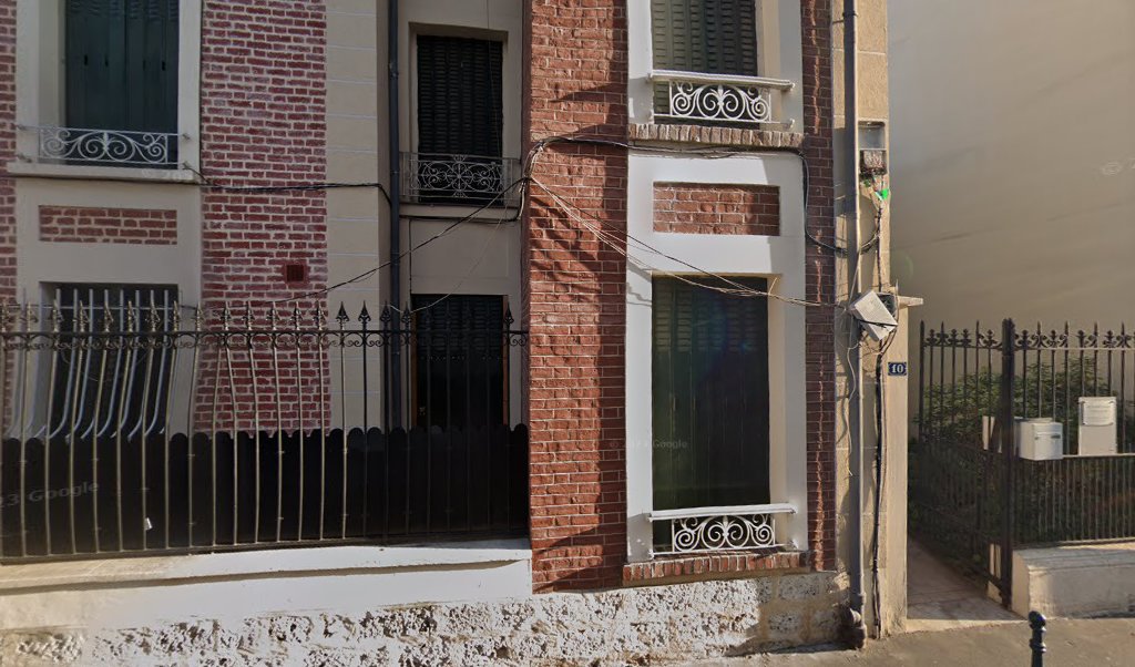 Retrouvez toutes les informations de contacts et horaires d&rsquo;ouverture pour Relais Pickup LA POSTE CARREPRO COLOMBES situé à Colombes dans le département Hauts-de-Seine (92). Pour effectuer envoyer vos colis (colissimo, chronopost, suivi colis), une gestion bancaire (banque postal, French Bank), [&hellip;]
