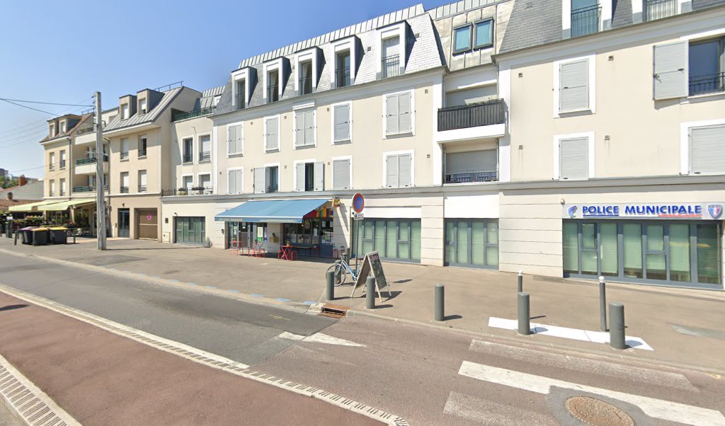 Retrouvez toutes les informations de contacts et horaires d&rsquo;ouverture pour Relais Pickup PETITES HISTOIRES ENTRE AMIS situé à Chennevieres sur marne dans le département Val-de-Marne (94). Pour effectuer envoyer vos colis (colissimo, chronopost, suivi colis), une gestion bancaire (banque postal, [&hellip;]
