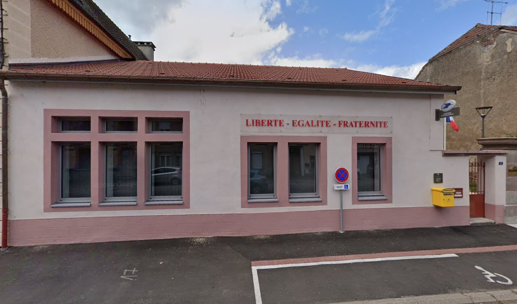 Retrouvez toutes les informations de contacts et horaires d&rsquo;ouverture pour La Poste Agence Communale CONFLANS SUR LANTERNE Mairie situé à Conflans sur lanterne dans le département Haute-Saône (70). Pour effectuer envoyer vos colis (colissimo, chronopost, suivi colis), une gestion bancaire [&hellip;]
