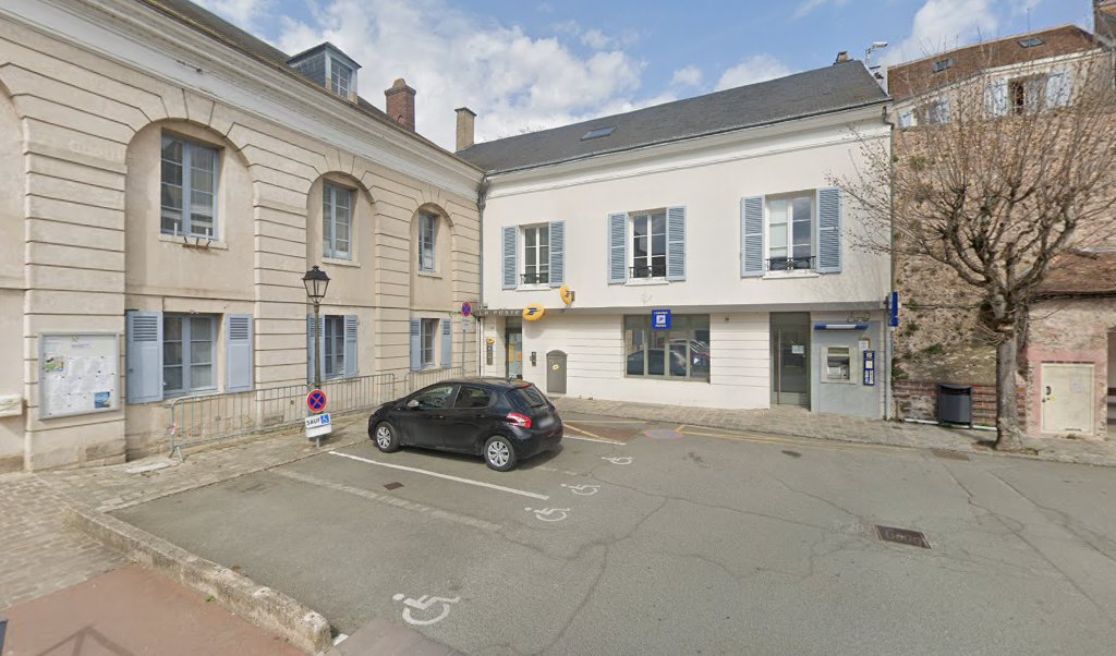 Retrouvez toutes les informations de contacts et horaires d&rsquo;ouverture pour La Poste EPERNON situé à Epernon dans le département Eure-et-Loir (28). Pour effectuer envoyer vos colis (colissimo, chronopost, suivi colis), une gestion bancaire (banque postal, French Bank), votre courrier (suivi [&hellip;]