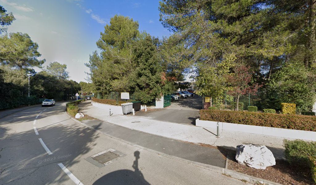Retrouvez toutes les informations de contacts et horaires d&rsquo;ouverture pour La Poste Espace Clients Pro ST GELY DU FESC LEZ PIC CAMARGUE PDC1 situé à St gely du fesc dans le département Hérault (34). Pour effectuer envoyer vos colis (colissimo, [&hellip;]