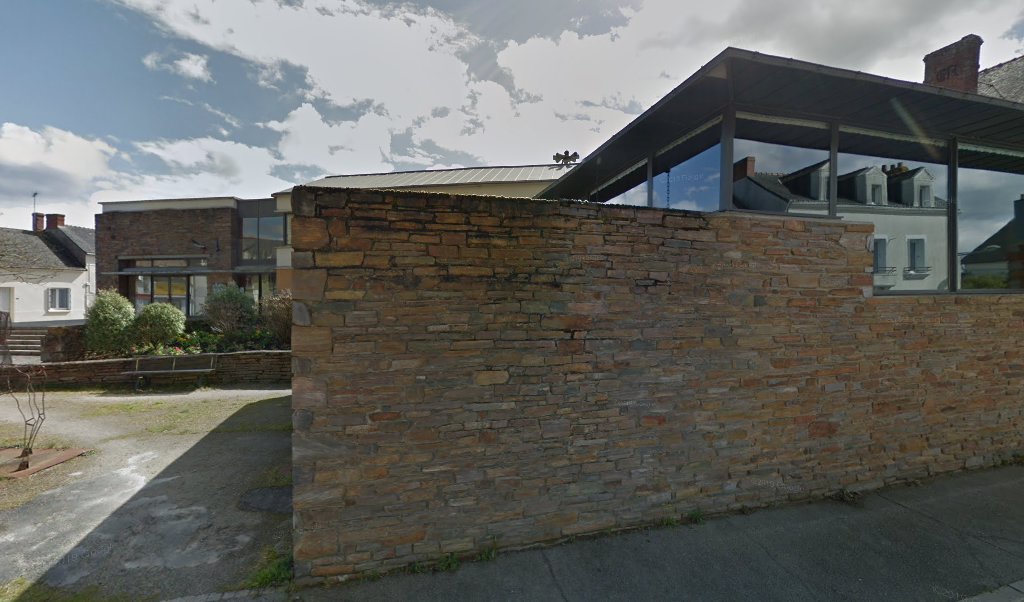 Retrouvez toutes les informations de contacts et horaires d&rsquo;ouverture pour La Poste Agence Communale GUENROUET MAIRIE situé à Guenrouet dans le département Loire-Atlantique (44). Pour effectuer envoyer vos colis (colissimo, chronopost, suivi colis), une gestion bancaire (banque postal, French Bank), [&hellip;]