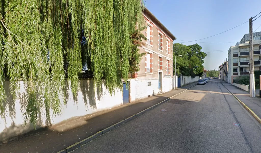 Retrouvez toutes les informations de contacts et horaires d&rsquo;ouverture pour La Poste Espace Clients Pro LUNEVILLE PDC1 situé à Luneville dans le département Meurthe-et-Moselle (54). Pour effectuer envoyer vos colis (colissimo, chronopost, suivi colis), une gestion bancaire (banque postal, French [&hellip;]