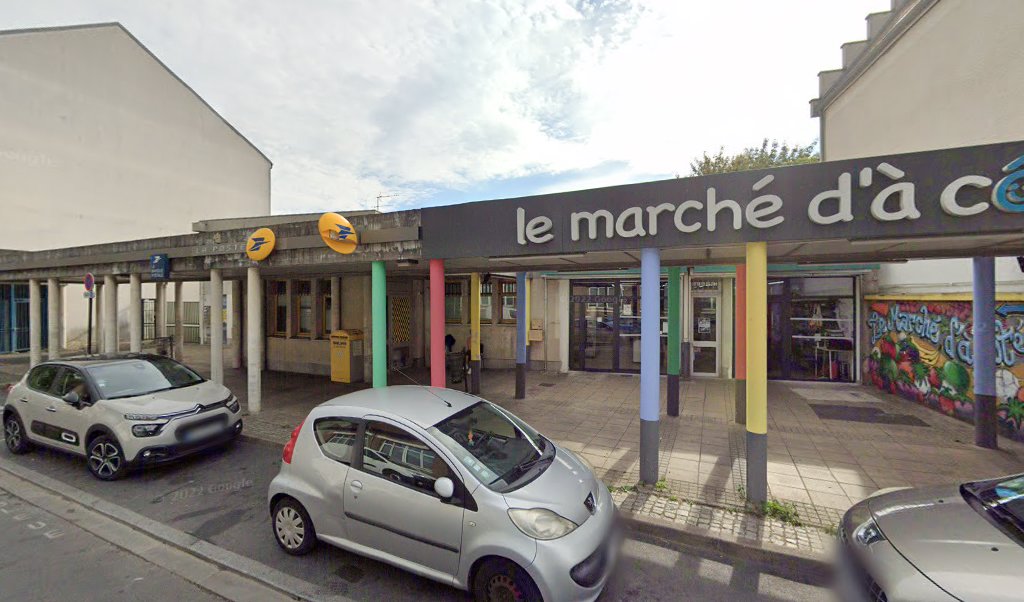 Retrouvez toutes les informations de contacts et horaires d&rsquo;ouverture pour La Poste VILLETANEUSE situé à Villetaneuse dans le département Seine-Saint-Denis (93). Pour effectuer envoyer vos colis (colissimo, chronopost, suivi colis), une gestion bancaire (banque postal, French Bank), votre courrier (suivi [&hellip;]