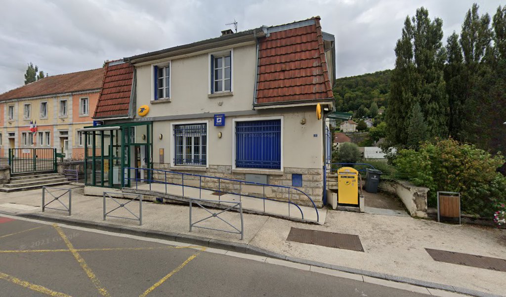 Retrouvez toutes les informations de contacts et horaires d&rsquo;ouverture pour La Poste PONT DE ROIDE situé à Pont de roide dans le département Doubs (25). Pour effectuer envoyer vos colis (colissimo, chronopost, suivi colis), une gestion bancaire (banque postal, French [&hellip;]