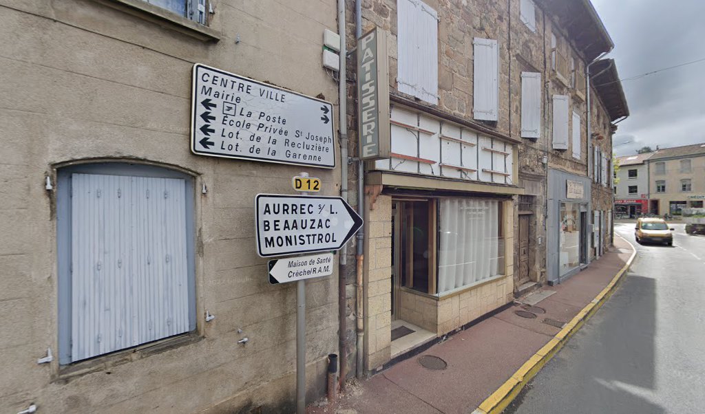 Retrouvez toutes les informations de contacts et horaires d&rsquo;ouverture pour La Poste Relais FROMAGERIE LA LAITIERE situé à Bas en basset dans le département Haute-Loire (43). Pour effectuer envoyer vos colis (colissimo, chronopost, suivi colis), une gestion bancaire (banque postal, [&hellip;]