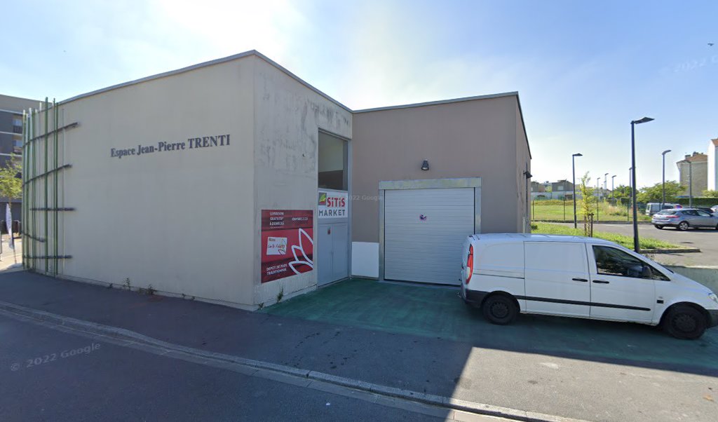 Retrouvez toutes les informations de contacts et horaires d&rsquo;ouverture pour La Poste Relais CHALONS EN CHAMPAGNE situé à Chalons en champagne dans le département Marne (51). Pour effectuer envoyer vos colis (colissimo, chronopost, suivi colis), une gestion bancaire (banque postal, [&hellip;]
