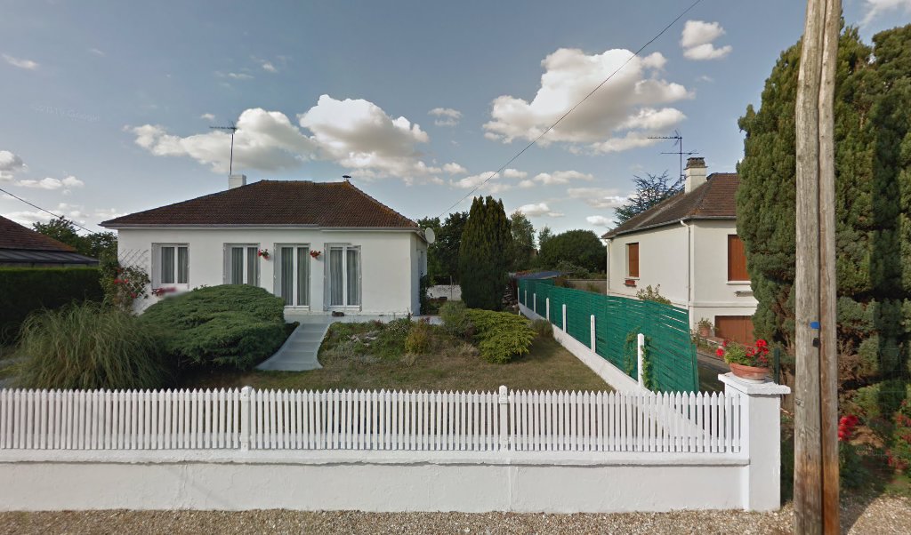Retrouvez toutes les informations de contacts et horaires d&rsquo;ouverture pour La Poste Relais COURCELLES SUR SEINE Buraliste situé à Courcelles sur seine dans le département Eure (27). Pour effectuer envoyer vos colis (colissimo, chronopost, suivi colis), une gestion bancaire (banque [&hellip;]