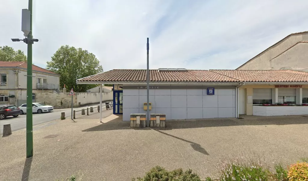 Retrouvez toutes les informations de contacts et horaires d&rsquo;ouverture pour La Poste LISTRAC MEDOC situé à Listrac medoc dans le département Gironde (33). Pour effectuer envoyer vos colis (colissimo, chronopost, suivi colis), une gestion bancaire (banque postal, French Bank), votre [&hellip;]
