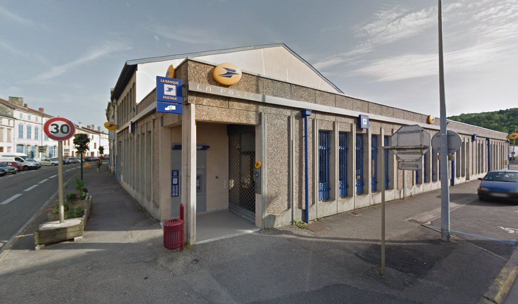 Retrouvez toutes les informations de contacts et horaires d&rsquo;ouverture pour La Poste LIGNY EN BARROIS situé à Ligny en barrois dans le département Meuse (55). Pour effectuer envoyer vos colis (colissimo, chronopost, suivi colis), une gestion bancaire (banque postal, French [&hellip;]