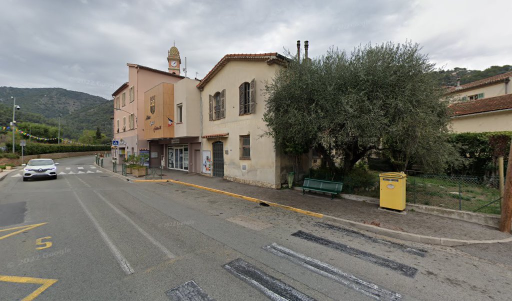 Retrouvez toutes les informations de contacts et horaires d&rsquo;ouverture pour La Poste Agence Communale DRAP Mairie situé à Drap dans le département Alpes-Maritimes (06). Pour effectuer envoyer vos colis (colissimo, chronopost, suivi colis), une gestion bancaire (banque postal, French Bank), [&hellip;]