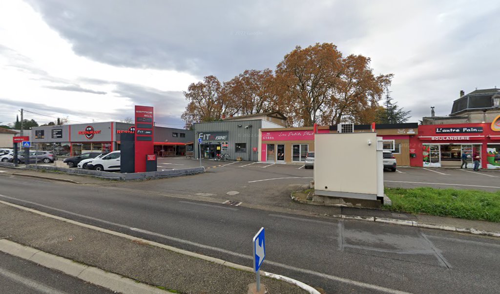 Retrouvez toutes les informations de contacts et horaires d&rsquo;ouverture pour Relais Pickup FIT BIKE situé à Montelimar dans le département Drôme (26). Pour effectuer envoyer vos colis (colissimo, chronopost, suivi colis), une gestion bancaire (banque postal, French Bank), votre courrier [&hellip;]