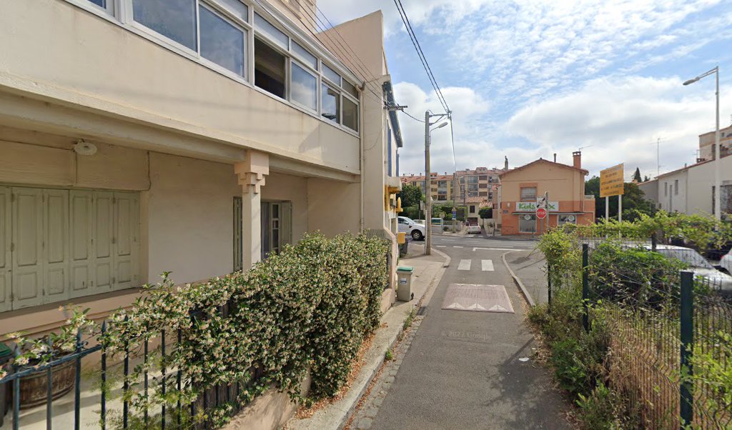 Retrouvez toutes les informations de contacts et horaires d&rsquo;ouverture pour La Poste PERPIGNAN LES PLATANES situé à Perpignan dans le département Pyrénées-Orientales (66). Pour effectuer envoyer vos colis (colissimo, chronopost, suivi colis), une gestion bancaire (banque postal, French Bank), votre [&hellip;]