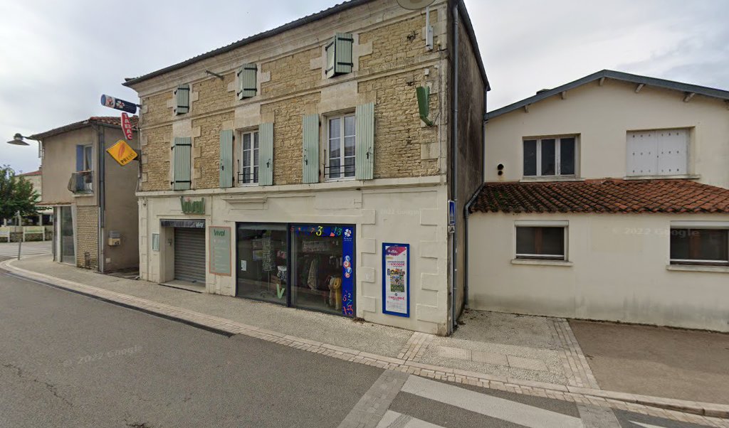 Retrouvez toutes les informations de contacts et horaires d&rsquo;ouverture pour Relais Pickup VIVAL situé à Damvix dans le département Vendée (85). Pour effectuer envoyer vos colis (colissimo, chronopost, suivi colis), une gestion bancaire (banque postal, French Bank), votre courrier (suivi [&hellip;]