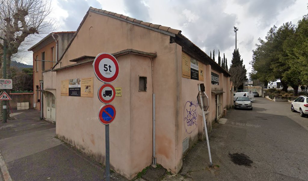 Retrouvez toutes les informations de contacts et horaires d&rsquo;ouverture pour Relais Pickup LE 20 DU SOMMELIER situé à La penne sur huveaune dans le département Bouches-du-Rhône (13). Pour effectuer envoyer vos colis (colissimo, chronopost, suivi colis), une gestion bancaire (banque [&hellip;]