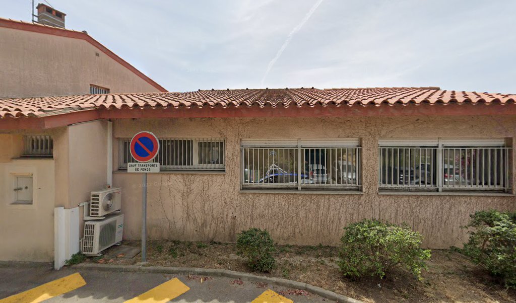 Retrouvez toutes les informations de contacts et horaires d&rsquo;ouverture pour La Poste CABESTANY situé à Cabestany dans le département Pyrénées-Orientales (66). Pour effectuer envoyer vos colis (colissimo, chronopost, suivi colis), une gestion bancaire (banque postal, French Bank), votre courrier (suivi [&hellip;]