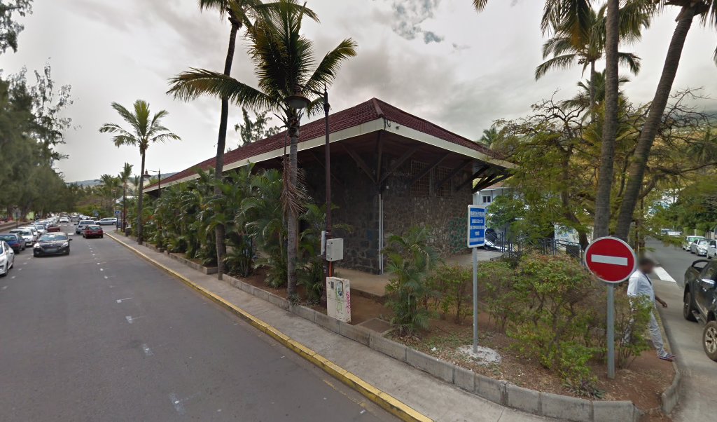 Retrouvez toutes les informations de contacts et horaires d&rsquo;ouverture pour La Poste ST LEU situé à St leu dans le département La Réunion (97). Pour effectuer envoyer vos colis (colissimo, chronopost, suivi colis), une gestion bancaire (banque postal, French Bank), [&hellip;]
