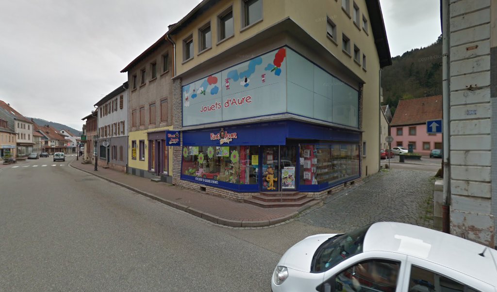 Retrouvez toutes les informations de contacts et horaires d&rsquo;ouverture pour Relais Pickup KING JOUET situé à Schirmeck dans le département Bas-Rhin (67). Pour effectuer envoyer vos colis (colissimo, chronopost, suivi colis), une gestion bancaire (banque postal, French Bank), votre courrier [&hellip;]