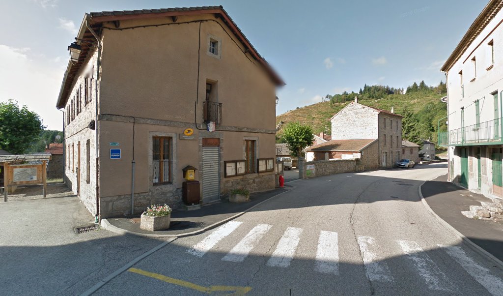 Retrouvez toutes les informations de contacts et horaires d&rsquo;ouverture pour La Poste Agence Communale ST JULIEN D INTRES Mairie situé à St julien d intres dans le département Ardèche (07). Pour effectuer envoyer vos colis (colissimo, chronopost, suivi colis), une [&hellip;]
