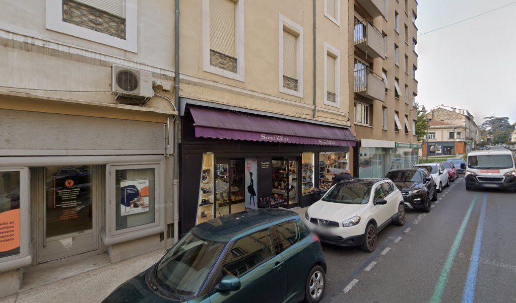 Retrouvez toutes les informations de contacts et horaires d&rsquo;ouverture pour Relais Pickup SAND ALES situé à Ales dans le département Gard (30). Pour effectuer envoyer vos colis (colissimo, chronopost, suivi colis), une gestion bancaire (banque postal, French Bank), votre courrier [&hellip;]