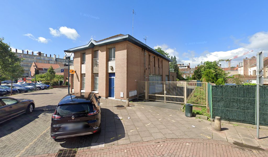 Retrouvez toutes les informations de contacts et horaires d&rsquo;ouverture pour La Poste LOOS situé à Loos dans le département Nord (59). Pour effectuer envoyer vos colis (colissimo, chronopost, suivi colis), une gestion bancaire (banque postal, French Bank), votre courrier (suivi [&hellip;]