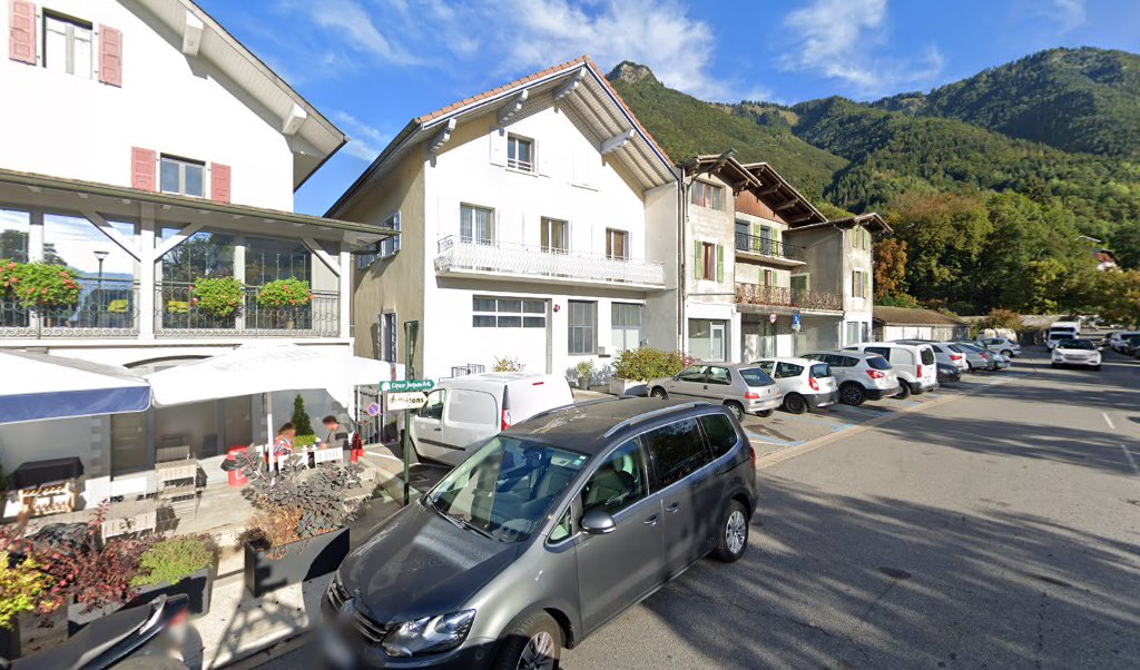 Retrouvez toutes les informations de contacts et horaires d&rsquo;ouverture pour Relais Pickup FRIPE TAGE situé à Taninges dans le département Haute-Savoie (74). Pour effectuer envoyer vos colis (colissimo, chronopost, suivi colis), une gestion bancaire (banque postal, French Bank), votre courrier [&hellip;]