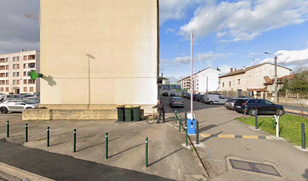 Retrouvez toutes les informations de contacts et horaires d&rsquo;ouverture pour Relais Pickup RIOTWARE situé à Decines charpieu dans le département Rhône (69). Pour effectuer envoyer vos colis (colissimo, chronopost, suivi colis), une gestion bancaire (banque postal, French Bank), votre courrier [&hellip;]