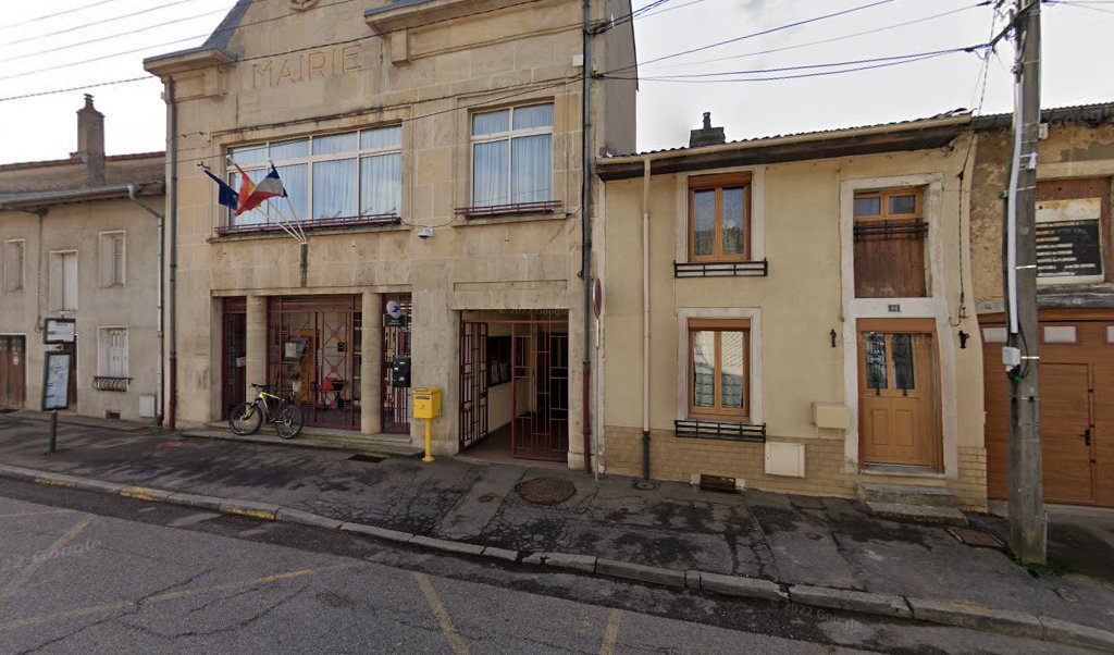 Retrouvez toutes les informations de contacts et horaires d&rsquo;ouverture pour La Poste Agence Communale MARBACHE Mairie situé à Marbache dans le département Meurthe-et-Moselle (54). Pour effectuer envoyer vos colis (colissimo, chronopost, suivi colis), une gestion bancaire (banque postal, French Bank), [&hellip;]