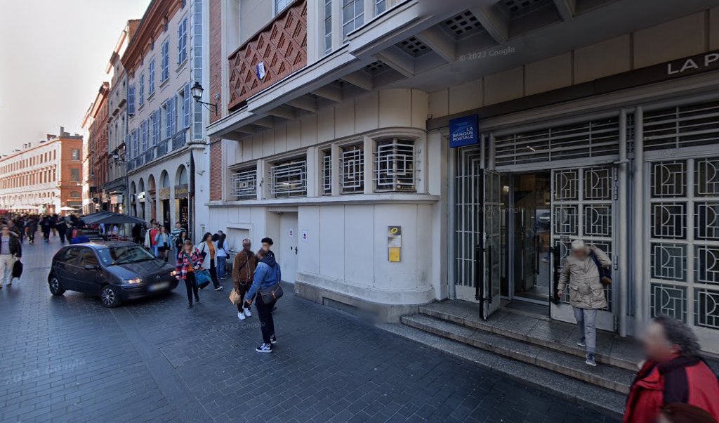 Retrouvez toutes les informations de contacts et horaires d&rsquo;ouverture pour La Poste TOULOUSE CAPITOLE situé à Toulouse dans le département Haute-Garonne (31). Pour effectuer envoyer vos colis (colissimo, chronopost, suivi colis), une gestion bancaire (banque postal, French Bank), votre courrier [&hellip;]