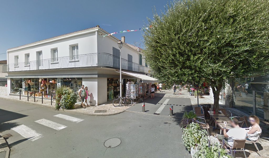 Retrouvez toutes les informations de contacts et horaires d&rsquo;ouverture pour La Poste SAINT PIERRE D OLERON PRINCIPAL situé à St pierre d oleron dans le département Charente-Maritime (17). Pour effectuer envoyer vos colis (colissimo, chronopost, suivi colis), une gestion bancaire [&hellip;]