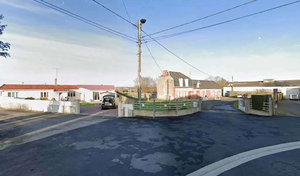 Retrouvez toutes les informations de contacts et horaires d&rsquo;ouverture pour La Poste Espace Clients Pro VIRE PDC1 situé à Vire normandie dans le département Calvados (14). Pour effectuer envoyer vos colis (colissimo, chronopost, suivi colis), une gestion bancaire (banque postal, [&hellip;]