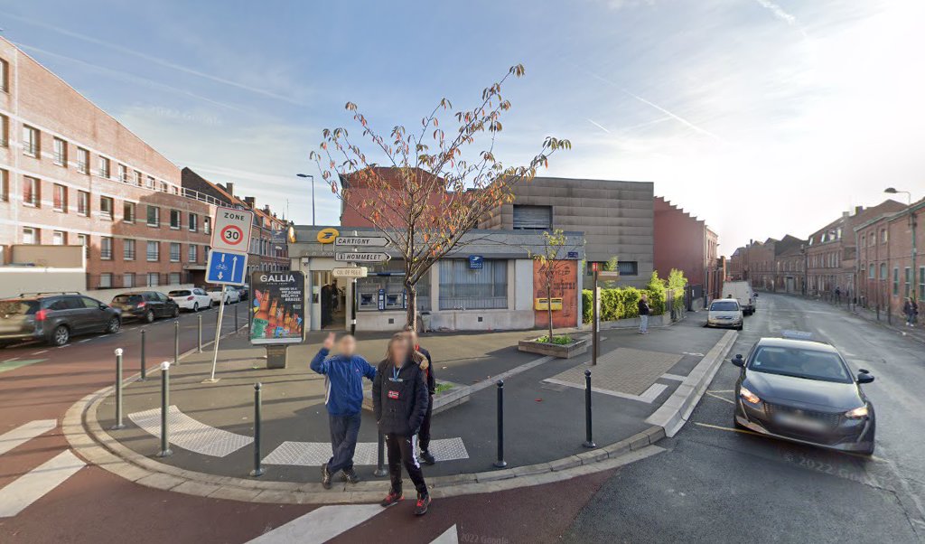 Retrouvez toutes les informations de contacts et horaires d&rsquo;ouverture pour La Poste ROUBAIX FOSSE AUX CHENES situé à Roubaix dans le département Nord (59). Pour effectuer envoyer vos colis (colissimo, chronopost, suivi colis), une gestion bancaire (banque postal, French Bank), [&hellip;]