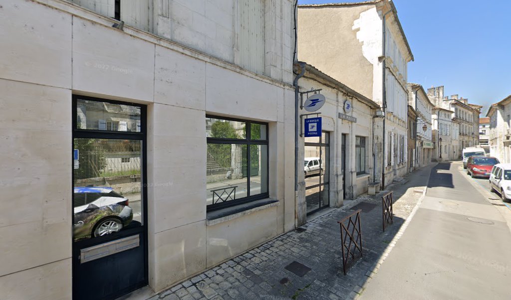 Retrouvez toutes les informations de contacts et horaires d&rsquo;ouverture pour La Poste CHATEAUNEUF SUR CHARENTE situé à Chateauneuf sur charente dans le département Charente (16). Pour effectuer envoyer vos colis (colissimo, chronopost, suivi colis), une gestion bancaire (banque postal, French [&hellip;]