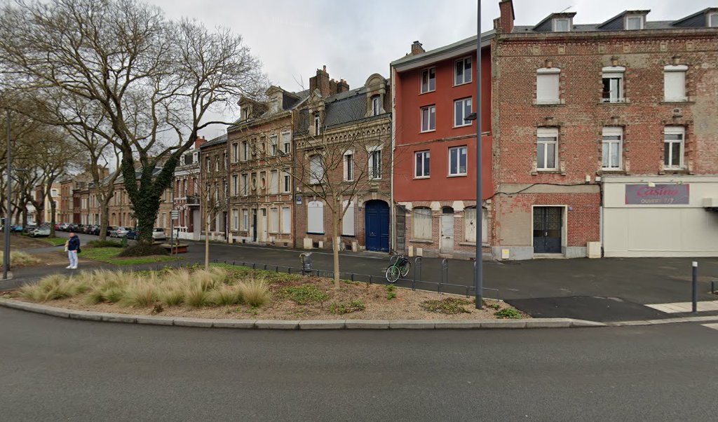 Retrouvez toutes les informations de contacts et horaires d&rsquo;ouverture pour Relais Pickup BAR DU ZENITH situé à Amiens dans le département Somme (80). Pour effectuer envoyer vos colis (colissimo, chronopost, suivi colis), une gestion bancaire (banque postal, French Bank), votre [&hellip;]