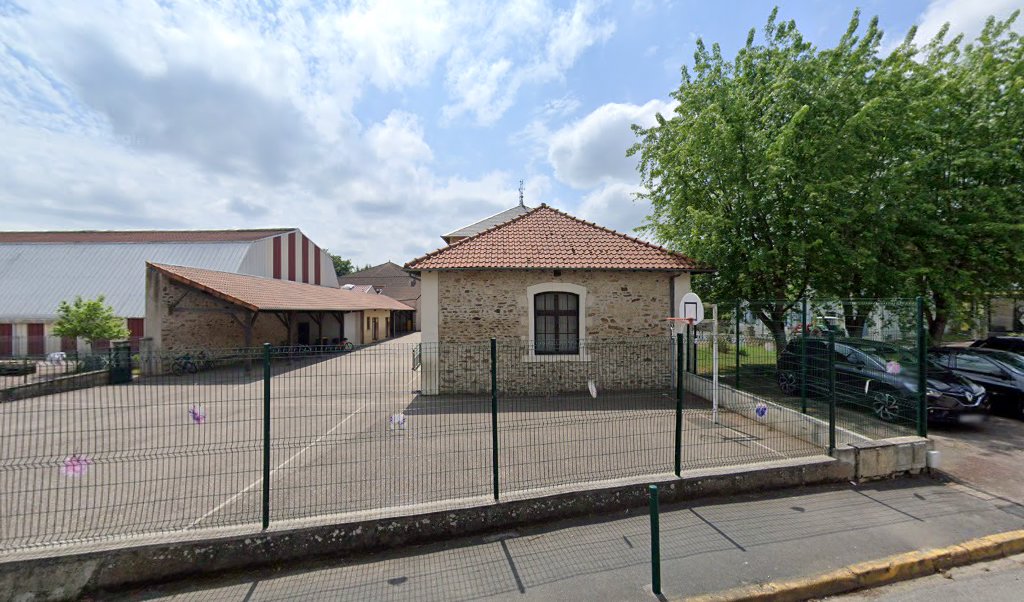 Retrouvez toutes les informations de contacts et horaires d&rsquo;ouverture pour La Poste Agence Communale SEREILHAC Mairie situé à Sereilhac dans le département Haute-Vienne (87). Pour effectuer envoyer vos colis (colissimo, chronopost, suivi colis), une gestion bancaire (banque postal, French Bank), [&hellip;]