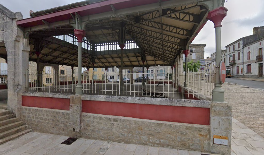 Retrouvez toutes les informations de contacts et horaires d&rsquo;ouverture pour La Poste Agence Communale PELLEGRUE Mairie situé à Pellegrue dans le département Gironde (33). Pour effectuer envoyer vos colis (colissimo, chronopost, suivi colis), une gestion bancaire (banque postal, French Bank), [&hellip;]