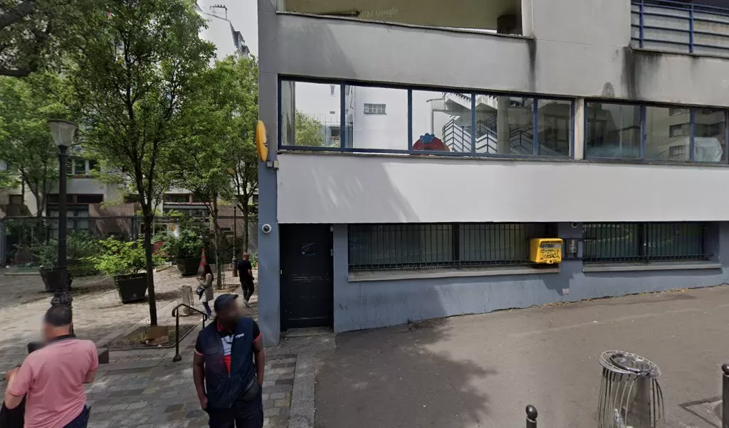 Retrouvez toutes les informations de contacts et horaires d&rsquo;ouverture pour La Poste PARIS LA GOUTTE D OR situé à Paris dans le département Paris (75). Pour effectuer envoyer vos colis (colissimo, chronopost, suivi colis), une gestion bancaire (banque postal, French [&hellip;]