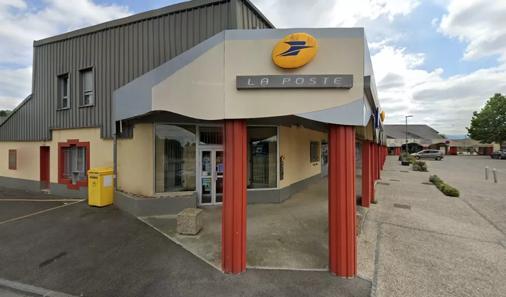 Retrouvez toutes les informations de contacts et horaires d&rsquo;ouverture pour La Poste BARBAZAN DEBAT situé à Barbazan debat dans le département Hautes-Pyrénées (65). Pour effectuer envoyer vos colis (colissimo, chronopost, suivi colis), une gestion bancaire (banque postal, French Bank), votre [&hellip;]